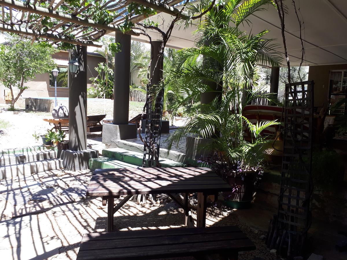 Puccini House Bed and Breakfast Windhoek Exteriör bild