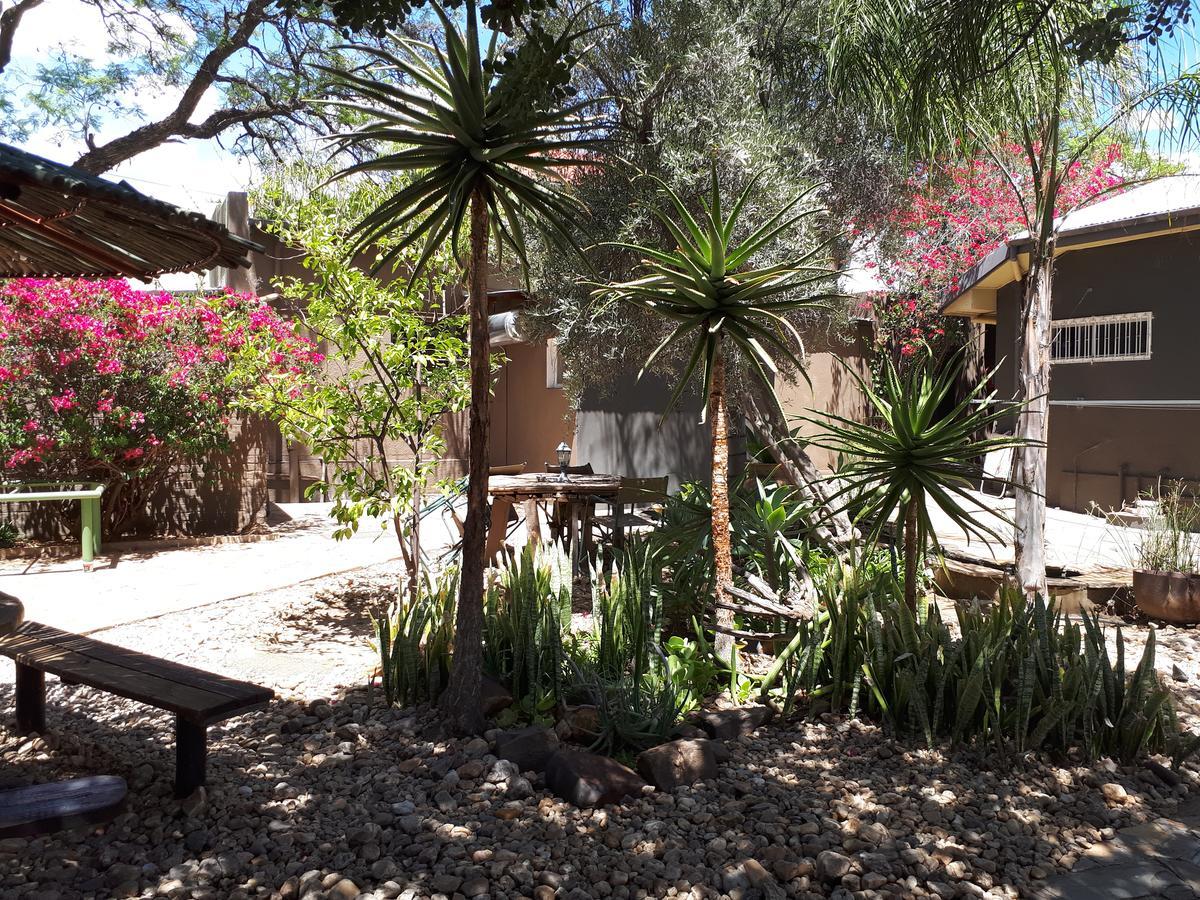 Puccini House Bed and Breakfast Windhoek Exteriör bild