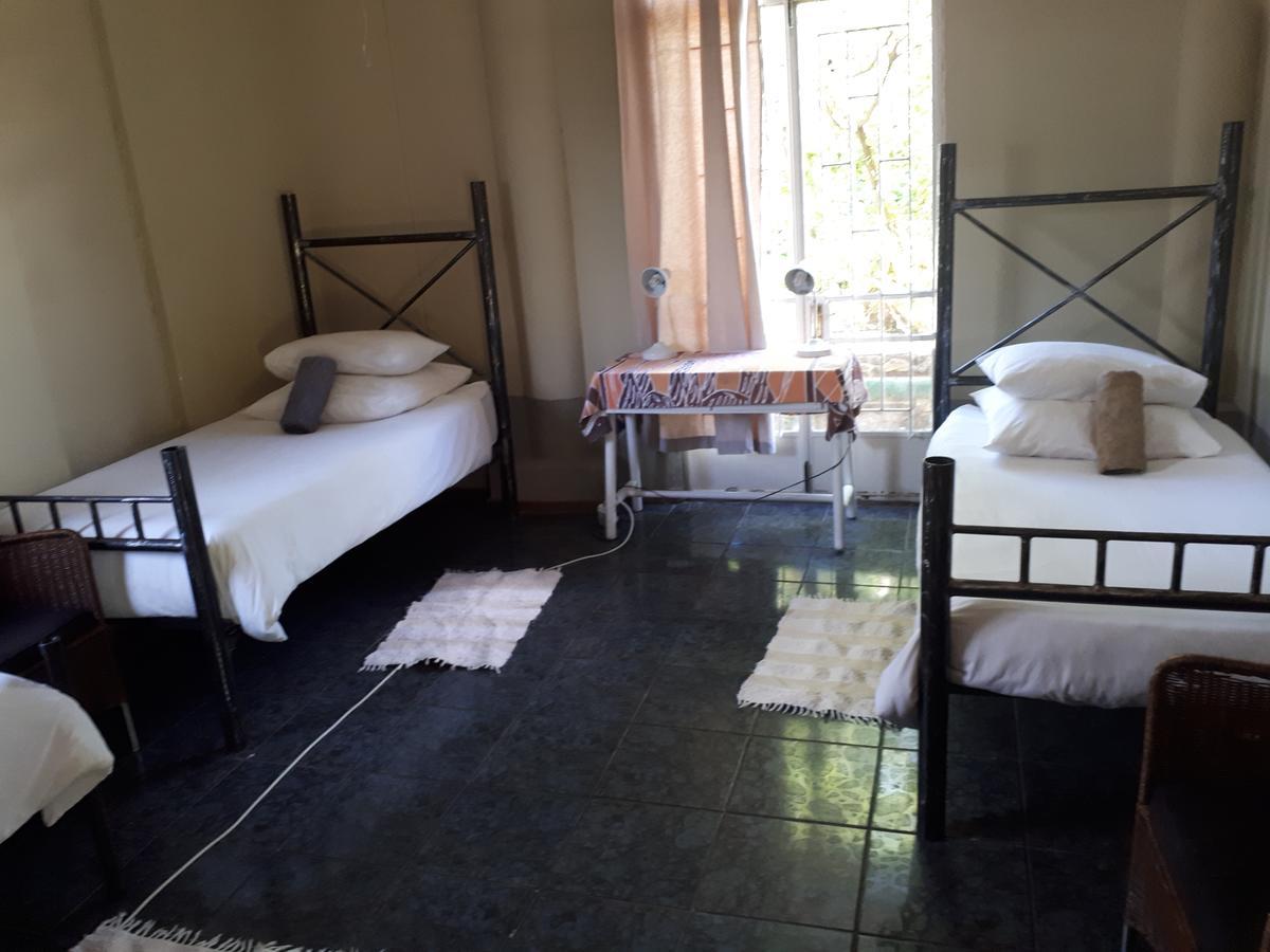 Puccini House Bed and Breakfast Windhoek Exteriör bild