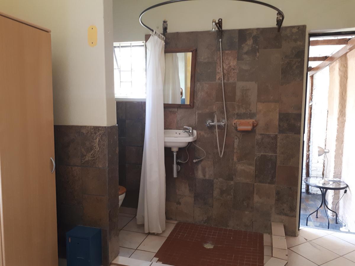 Puccini House Bed and Breakfast Windhoek Exteriör bild